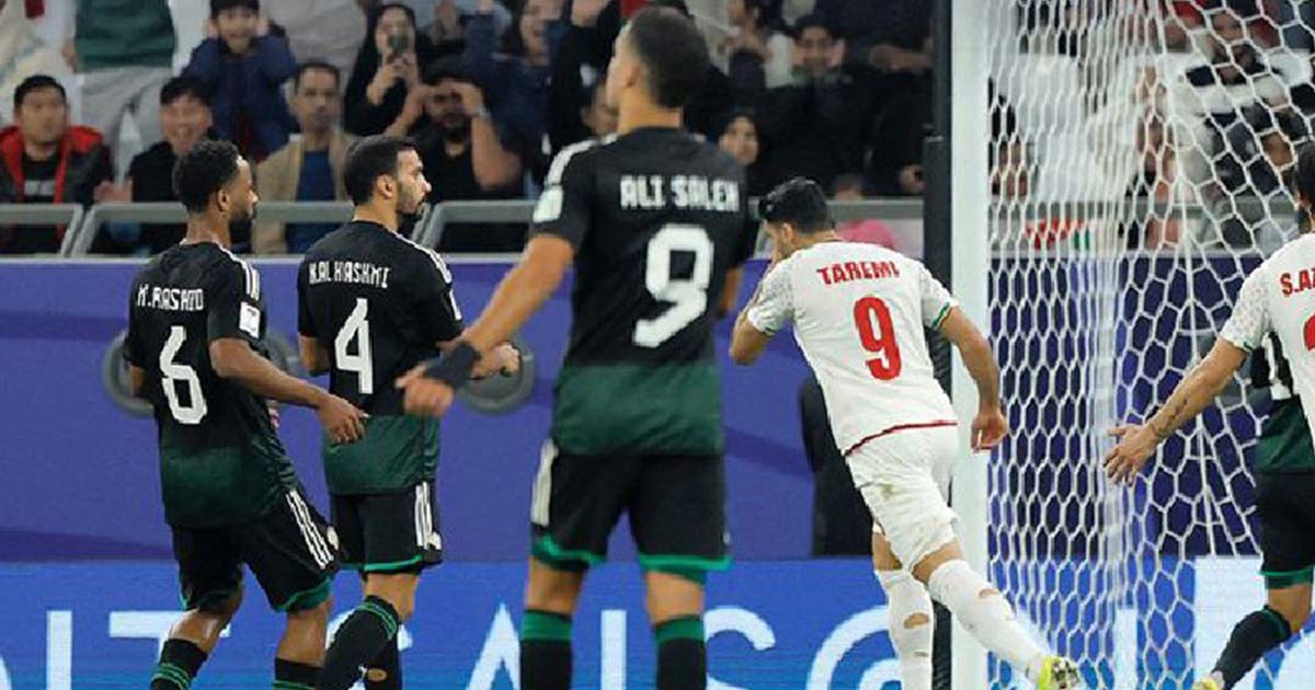 الامارات تبلغ ثمن نهائي كأس آسيا رغم السقوط أمام إيران