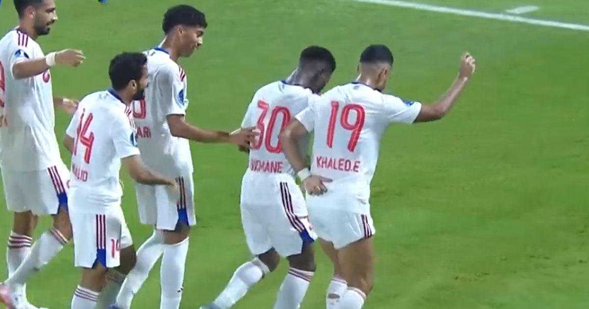 بضربة كامارا.. الشارقة يقتنص الانتصار من أرض خورفكان في ذهاب تمهيدي كأس الرابطة